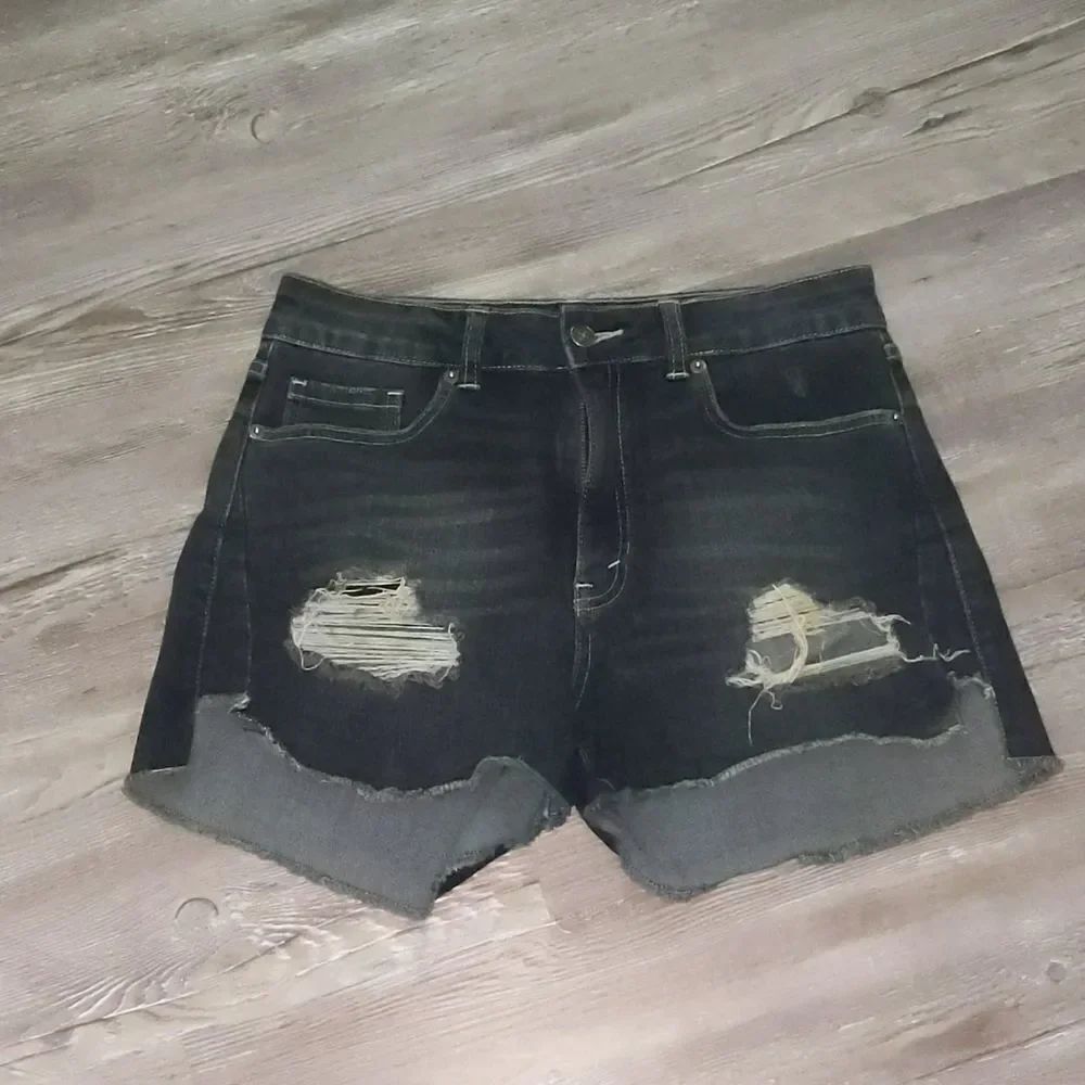 Just USA distressed denim jeans shorts Sz L NWOT